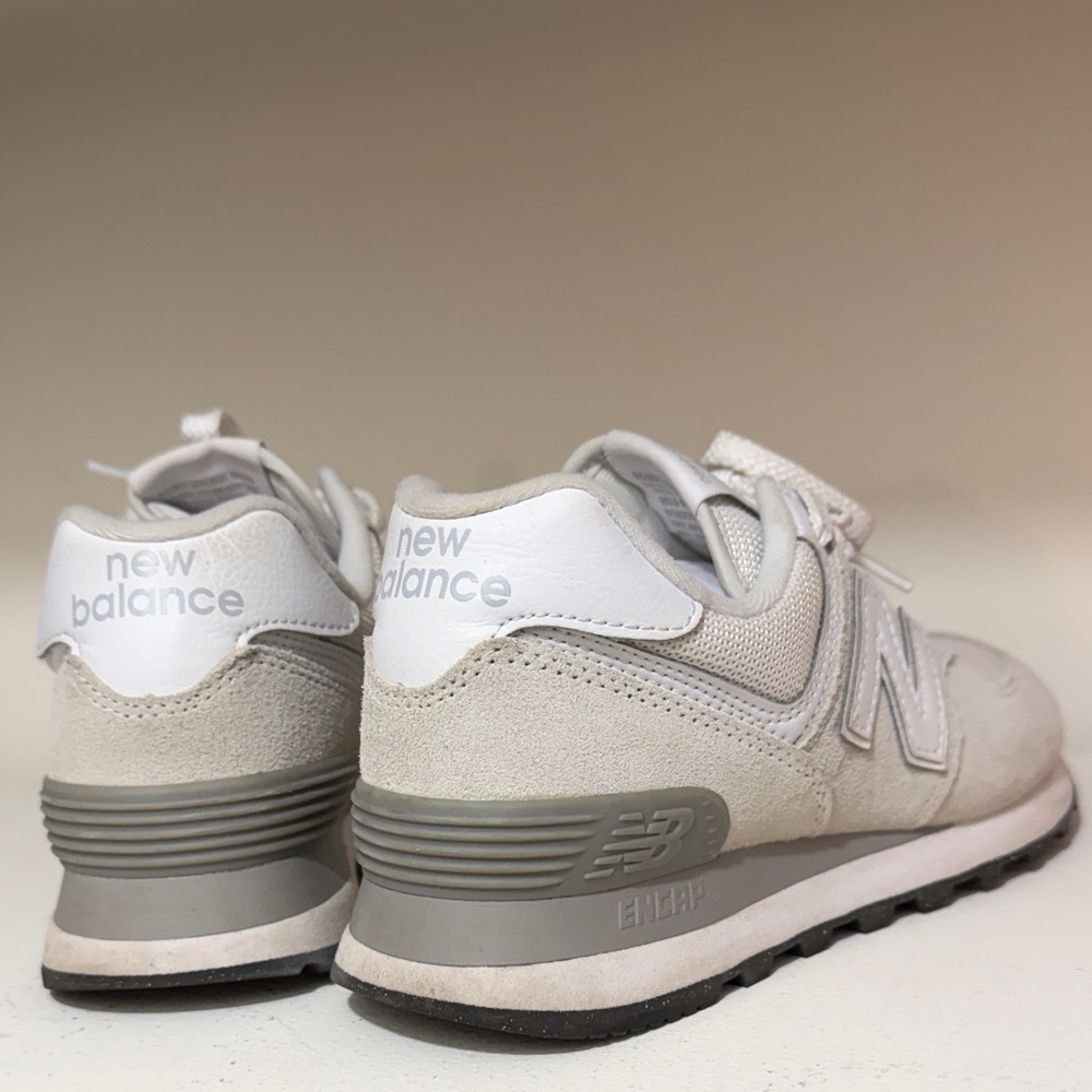 New Balance Women 574 Sneakers size 6 - Picture 2 of 7
